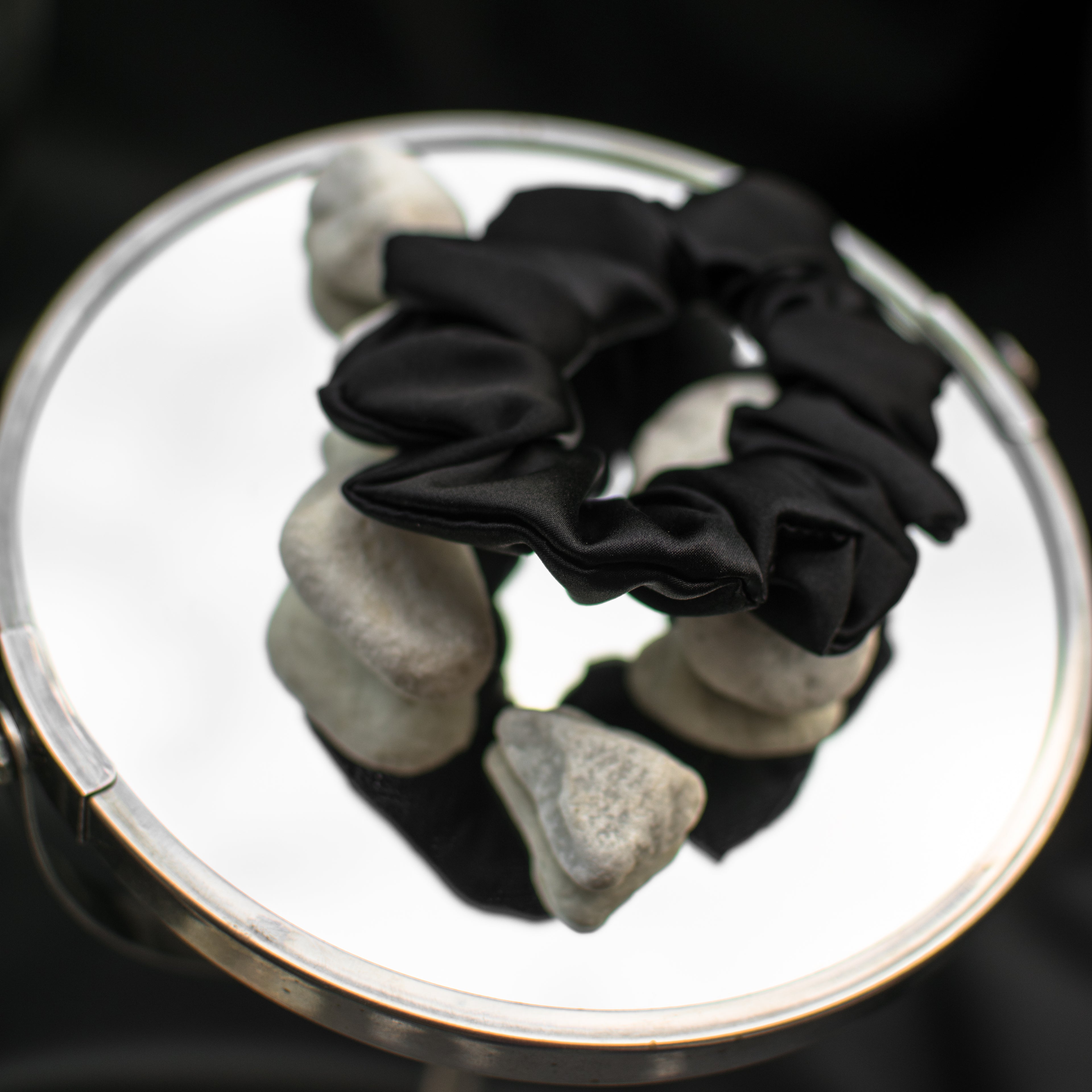 Svilen scrunchie